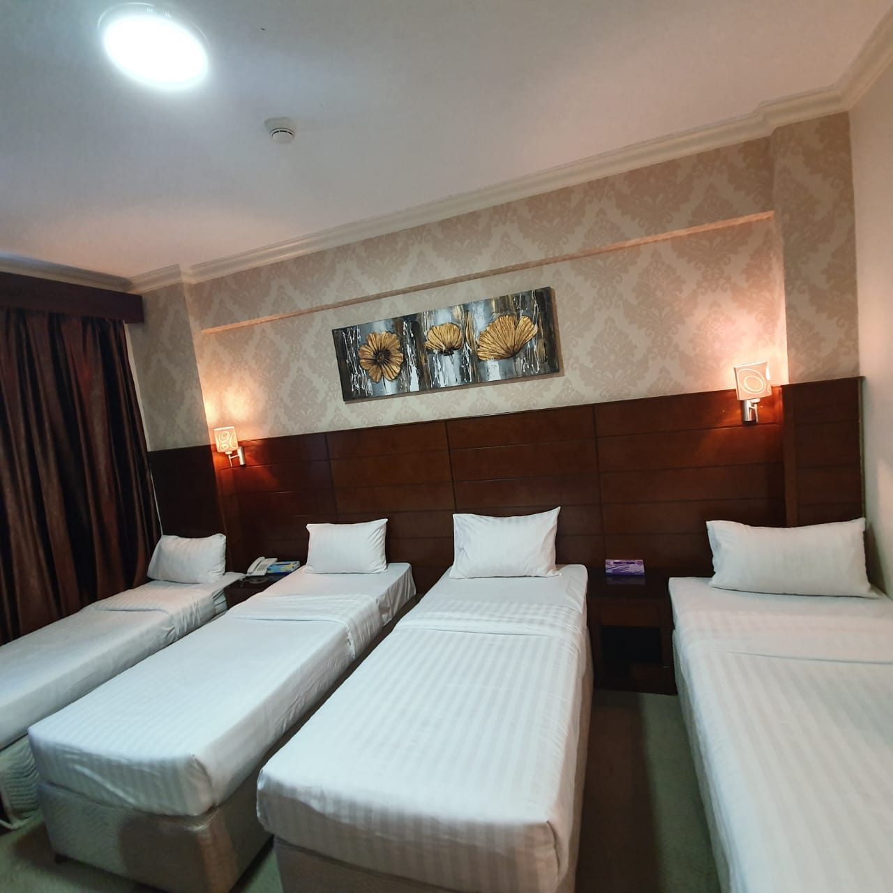 Pilgrim hotel accommodation, prepared ahead of travel